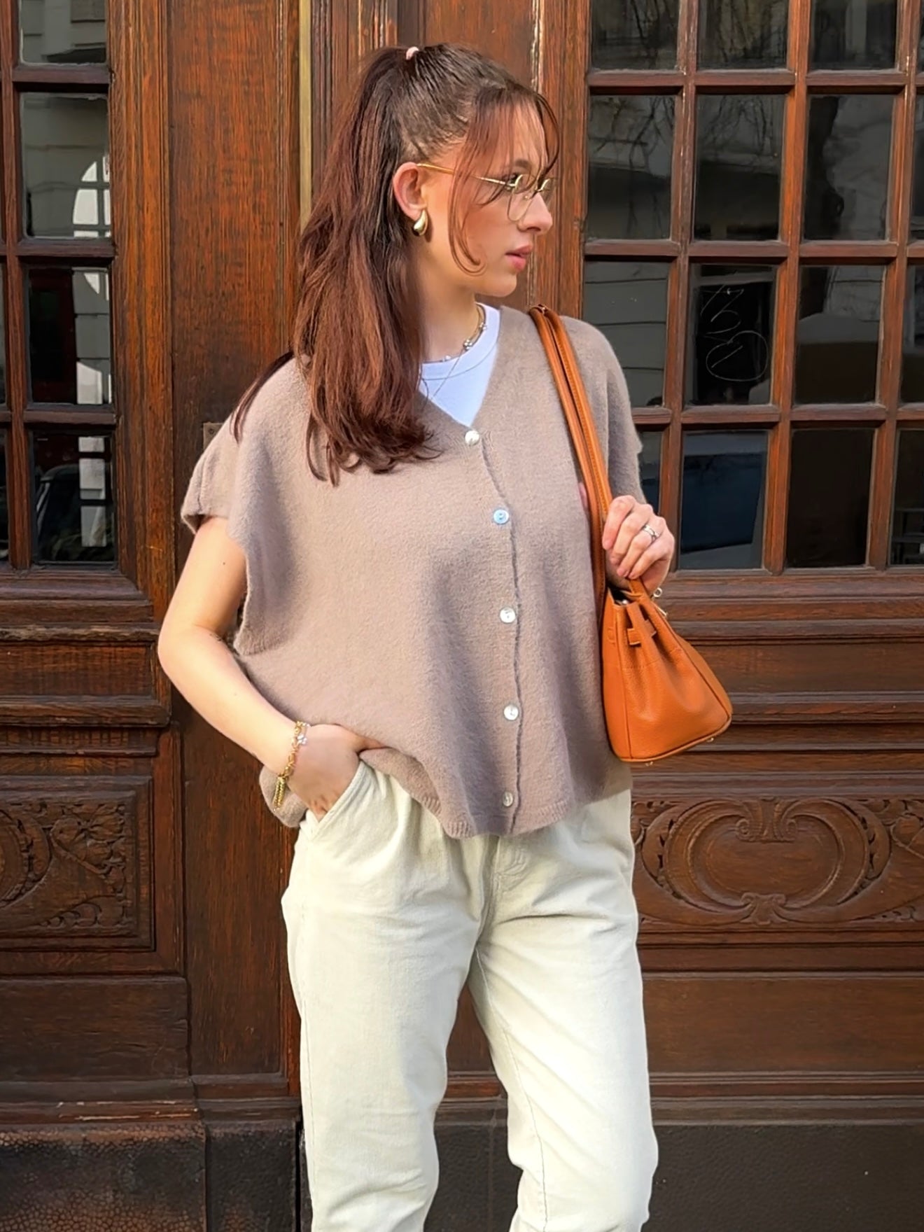 Kurze Strickjacke „Ceyda“ taupe