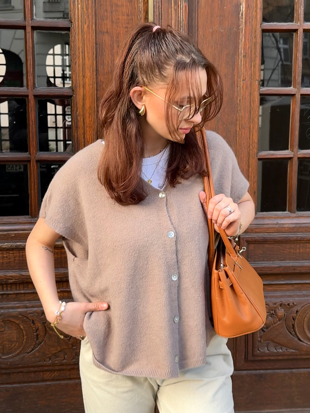 Kurze Strickjacke „Ceyda“ taupe