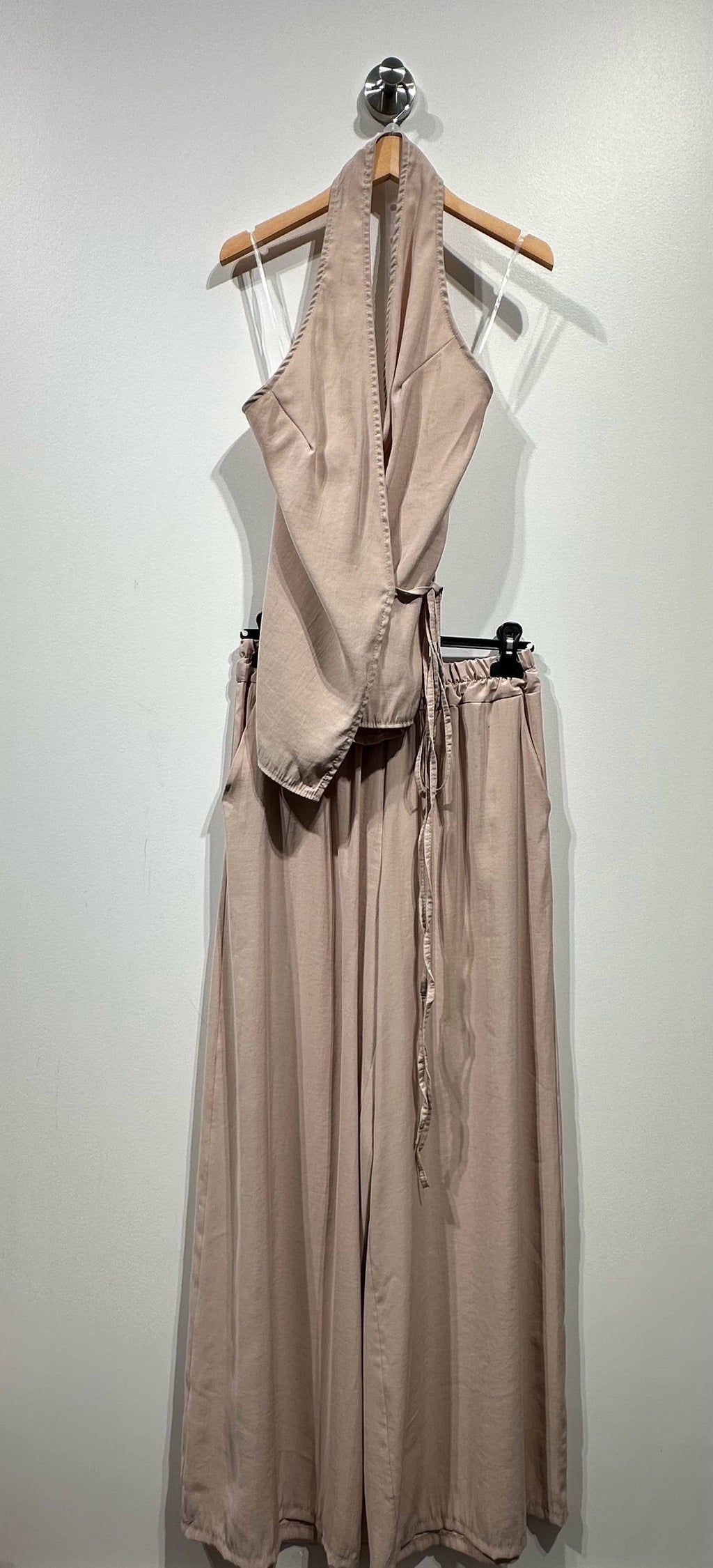 Rückenfreies Set Beige