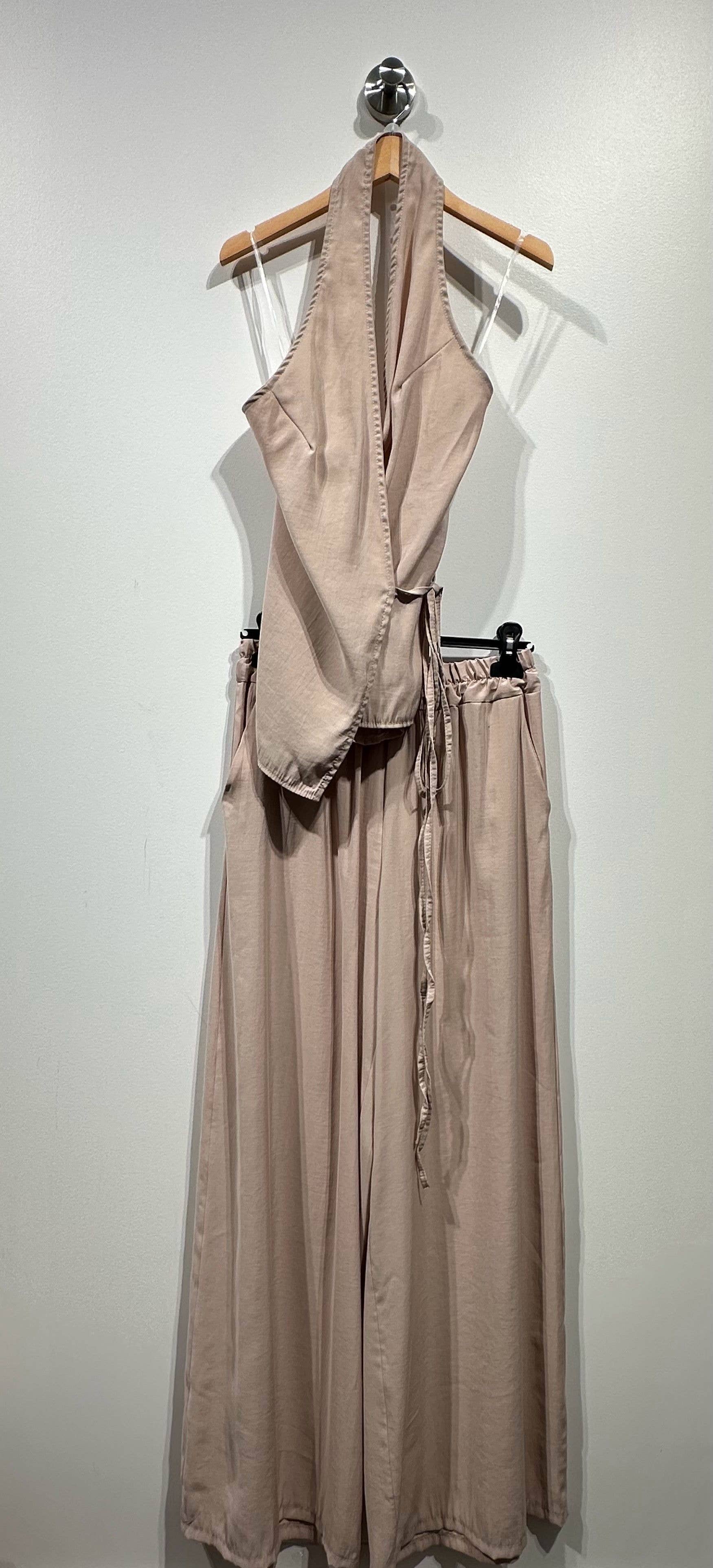 Rückenfreies Set Beige