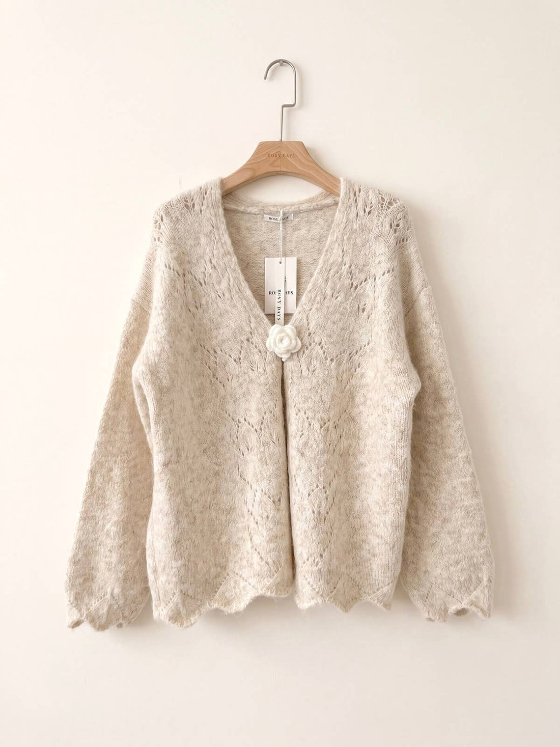 Oversize Strickjacke mit Blume